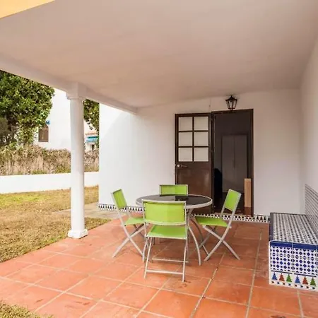 Conil: Beachside Retreat With Pool And Wi-fi Villa *