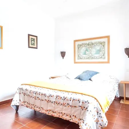 Conil: Beachside Retreat With Pool And Wi-fi *