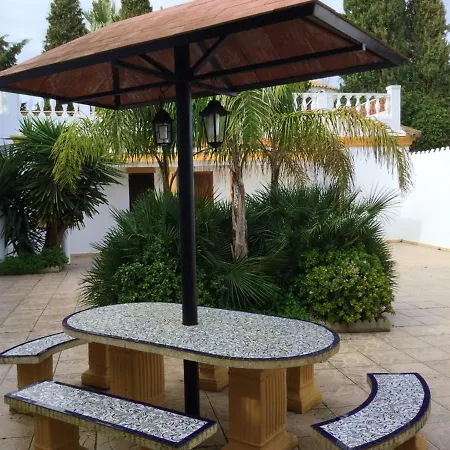 Conil: Beachside Retreat With Pool And Wi-fi Villa Roche